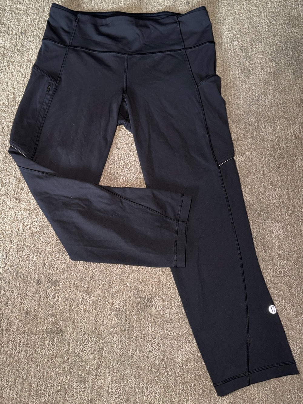 lululemon athletica 6 Pocket Black Athletic Crop Pants